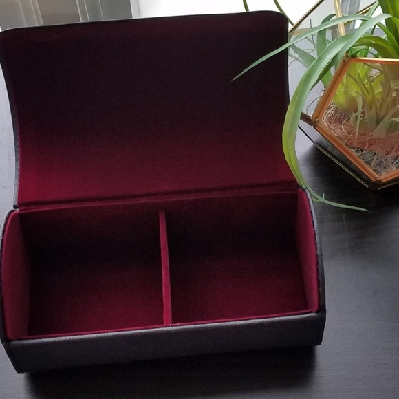 4 piece gift set! - Picture 2 of 9